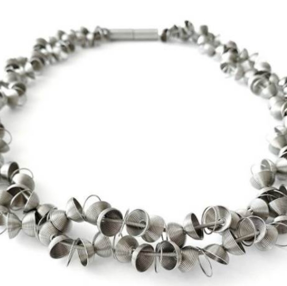La Mollla Lune Short Necklace - Picture 3 of 4